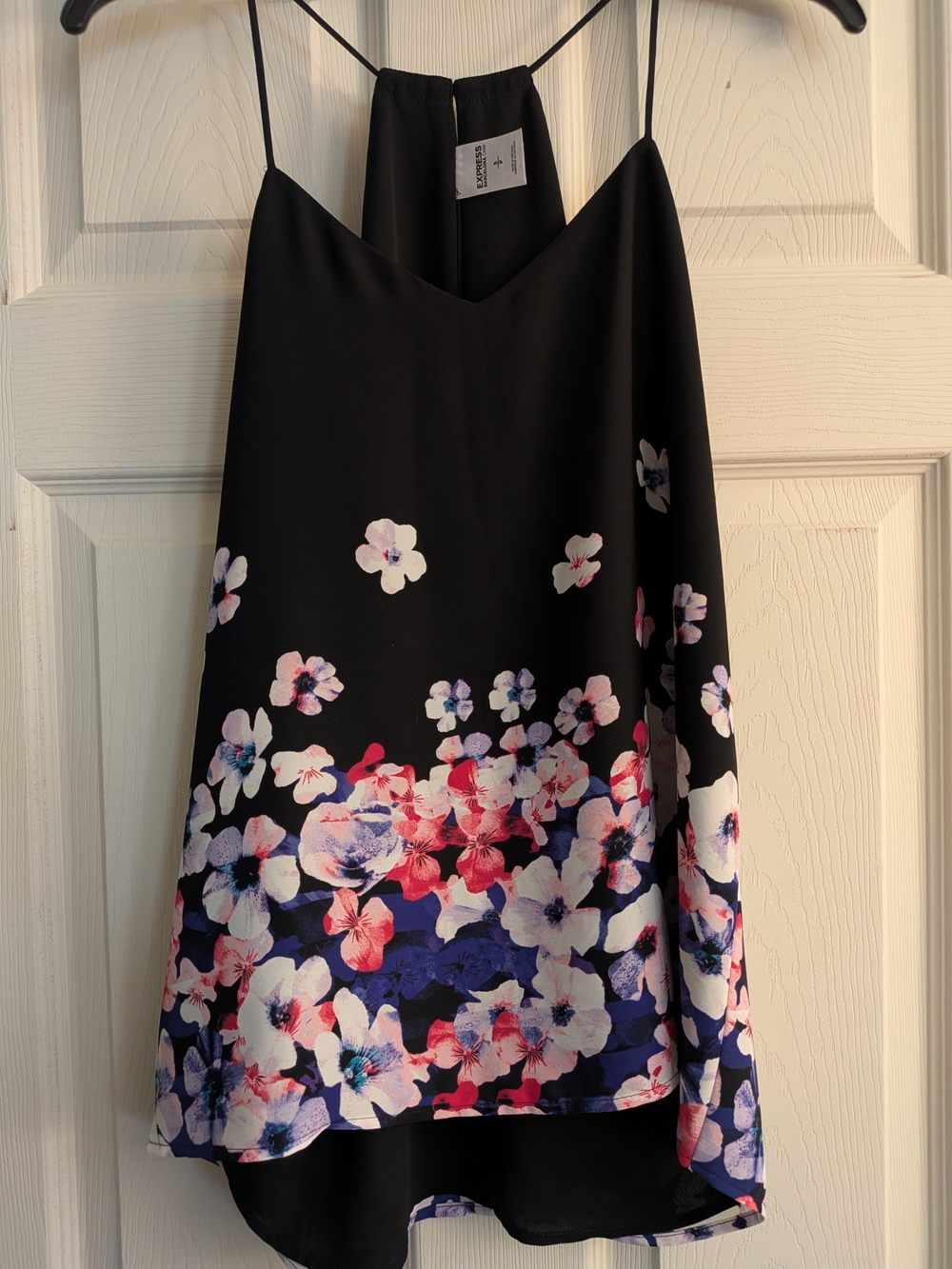 Express Black Women’s Black Floral V-Neck Spaghetti Strap Cami Top Size S